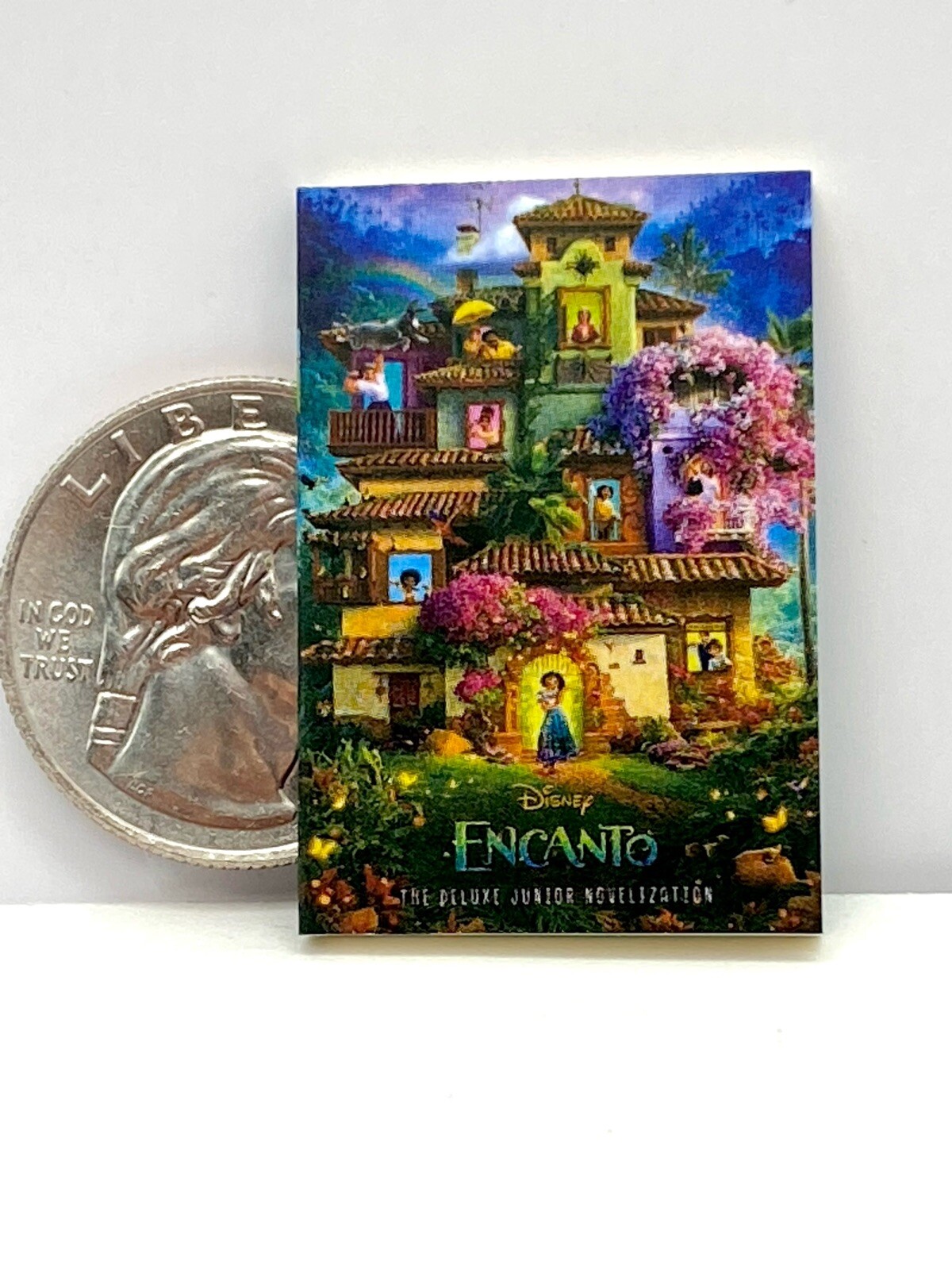 DISNEY The Storybook Encanto MINIATURE Zuru Mini Brands Disney 3