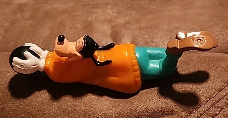 Disney GOOFY PULL BACK BURGER KING BowlingToy B69
