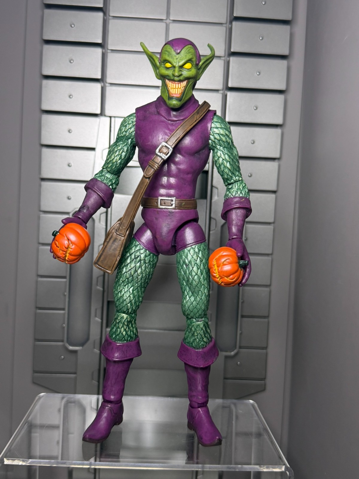 Marvel Select Green Goblin Special Edition Action Figure 7&Prime; LOOSE FODDER