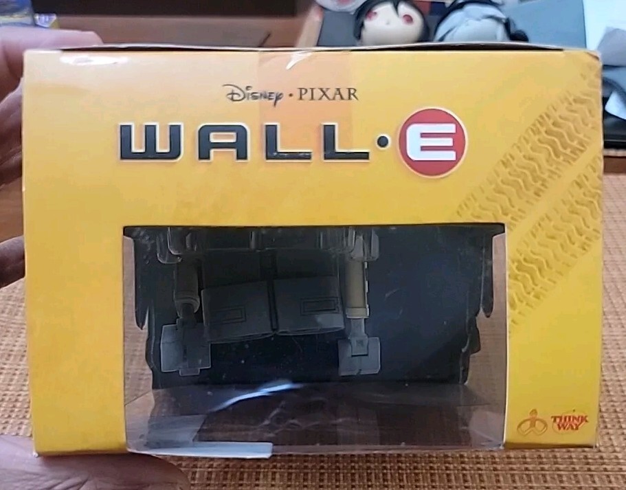 Disney Pixar WALL-E Remote Control Toy Thinkway Boxed Brand New 2011