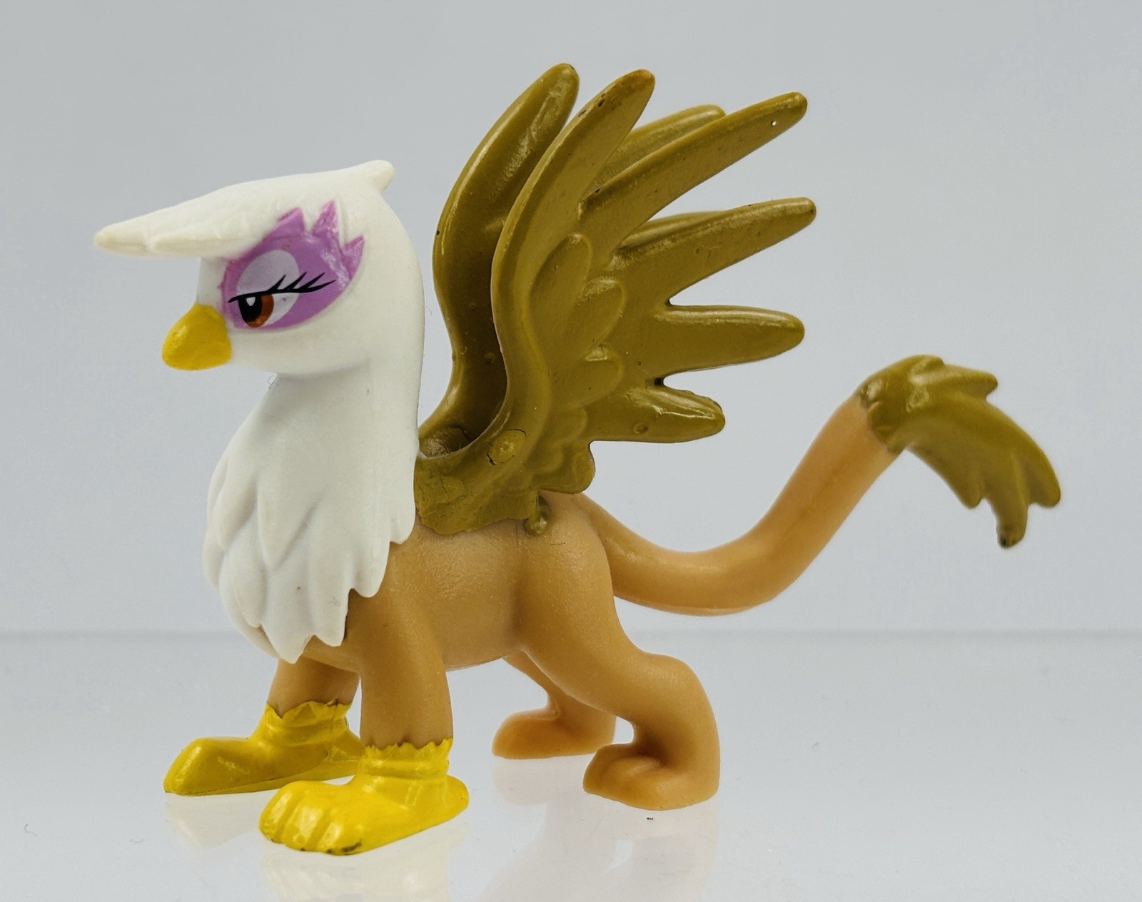2012 My Little Pony FiM Cloudsdale Set Blind Bag 2&Prime; Gilda the Griffon Figure