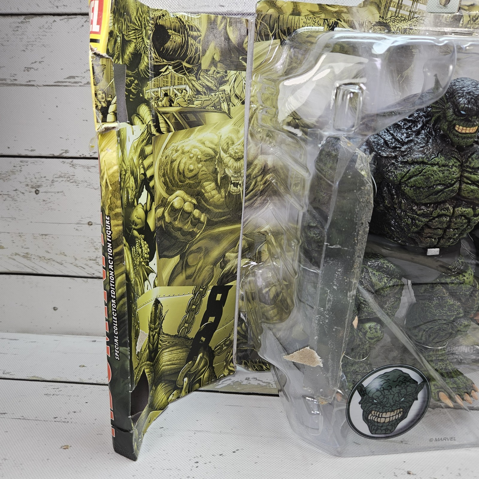 Diamond Select Marvel Select Abomination 2019 8.5&Prime; Action Figure Box Damage Read
