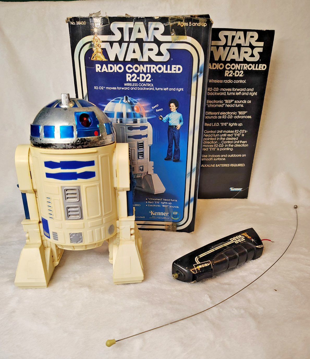 Vintage Kenner 1978 Star Wars Radio Controlled R2-D2 with Original Box READ