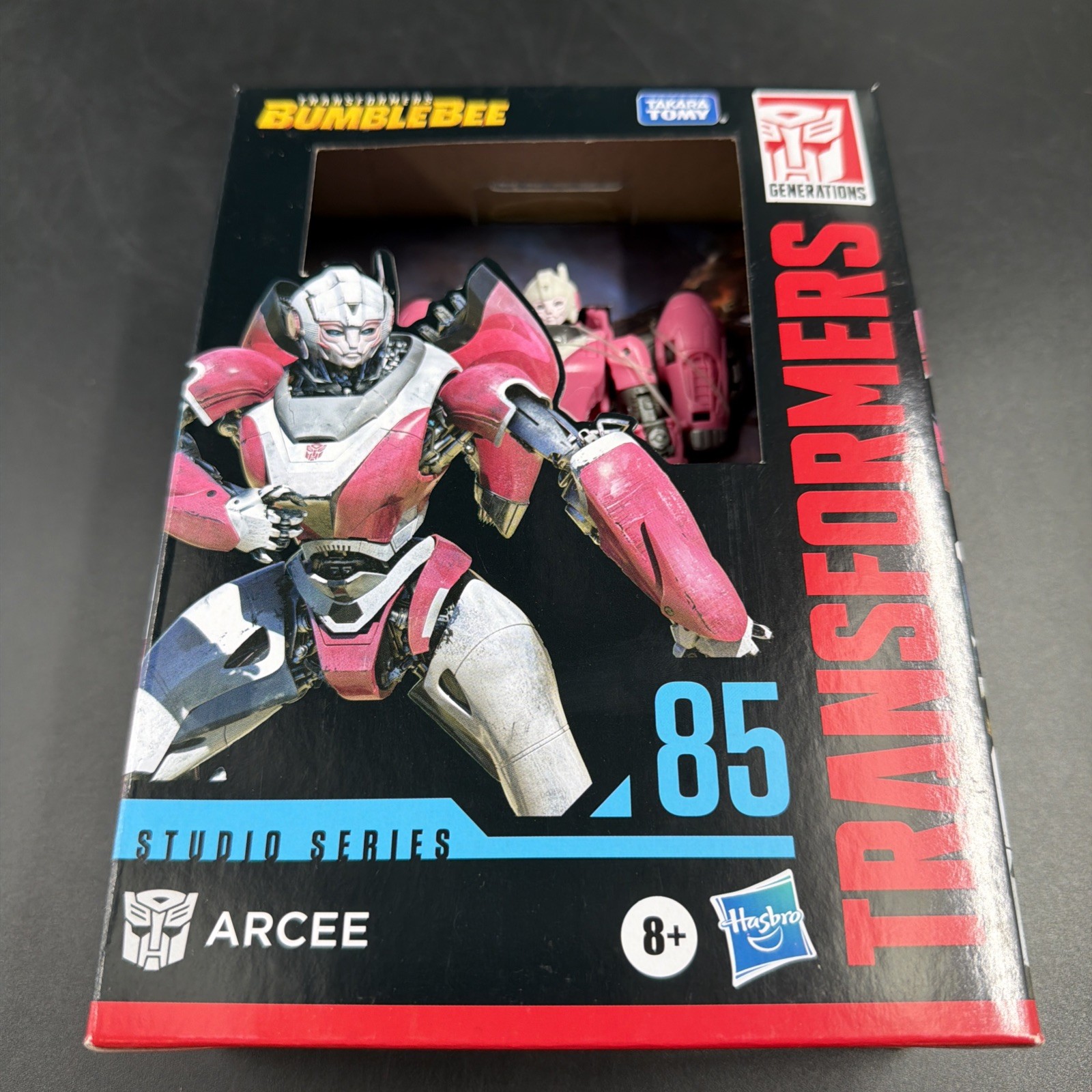 Transformers Generations Studio Series Deluxe Class Arcee