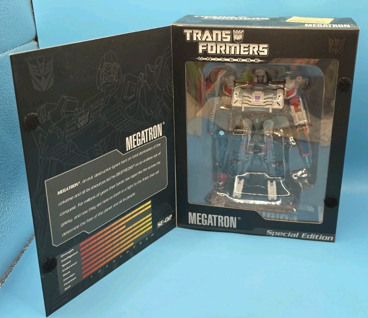 Transformers Megatron SE-02 Special Edition Universe Deluxe Class Brand NEW