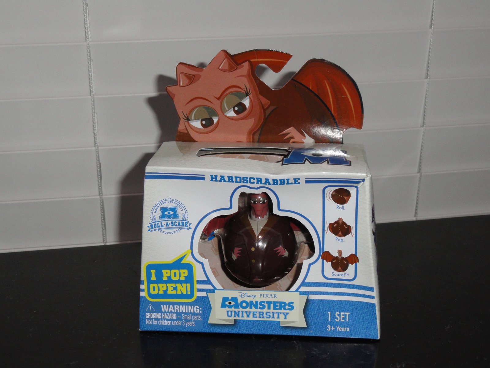 SPIN MASTER DISNEY PIXAR MONSTERS UNIVERSITY 2013 ROLL-A SCARE DEAN HARDSCRABBLE