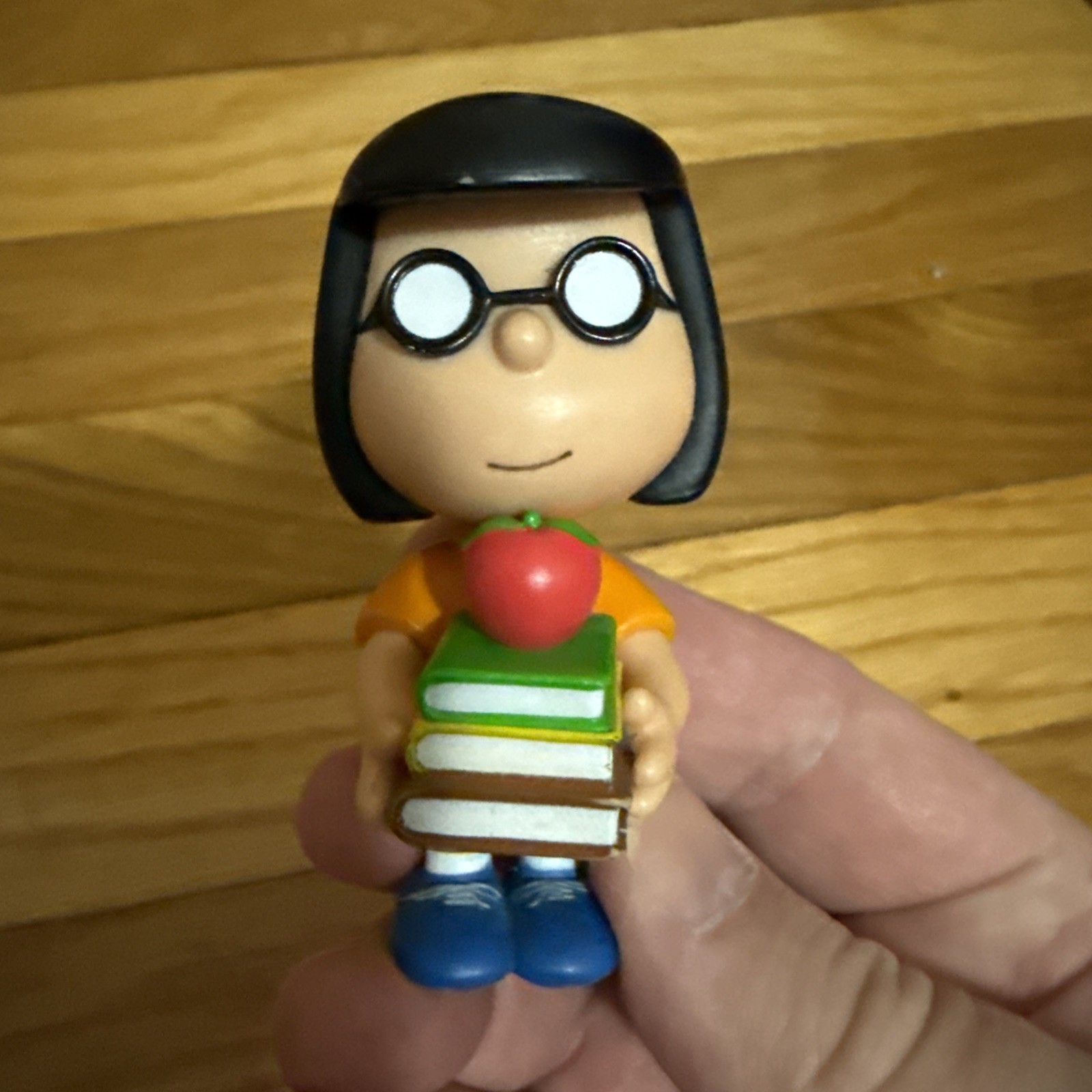 Peanuts Gang Figure PVC Just Play Collector MARCIE w/BOOKS Topper