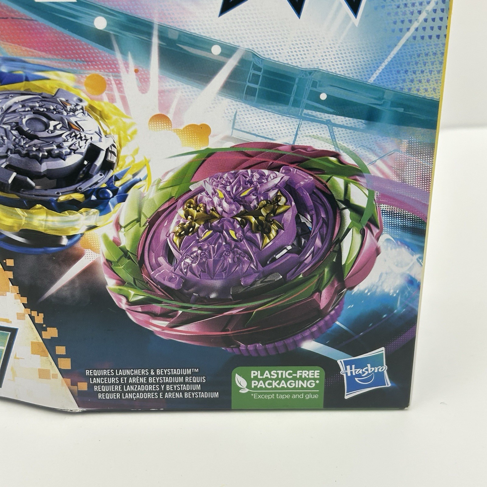 Beyblade Burst QuadStrike Ultimate Evo Valtryek V8 & Divine Xcalius X8 Dual Pack