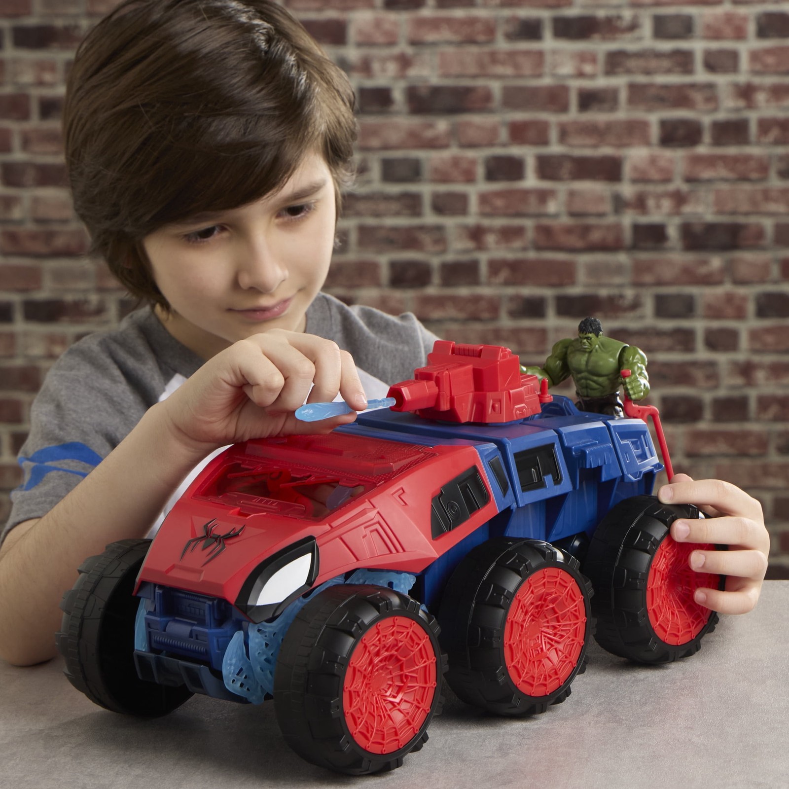 Marvel Spider-Man Brand New Day 2-In-1 Super Chompin Tank Action Figure and Toy