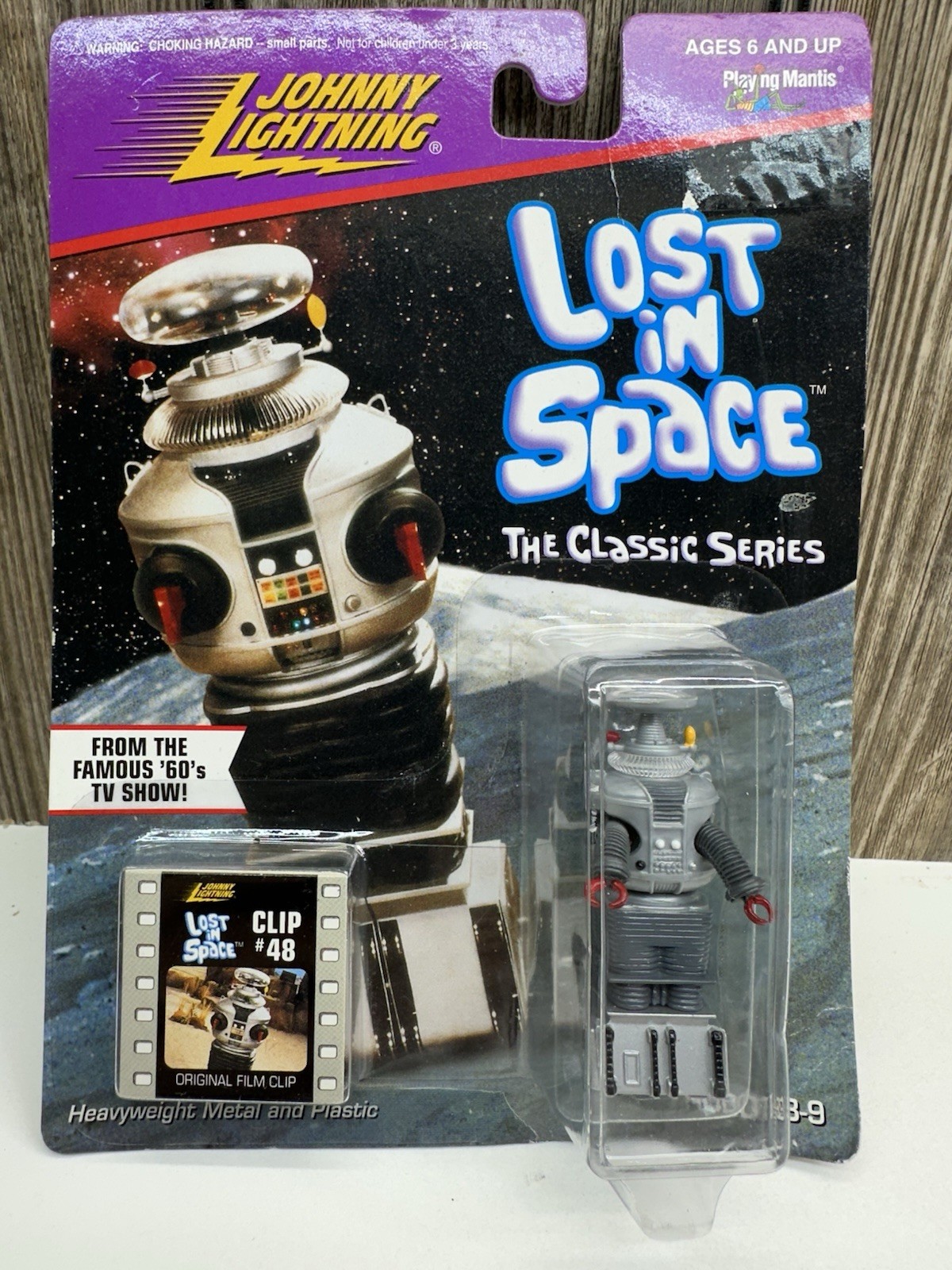 Vintage 1998 Johnny Lightning Lost In Space TV Show Robot B-9 + Film Clip #48