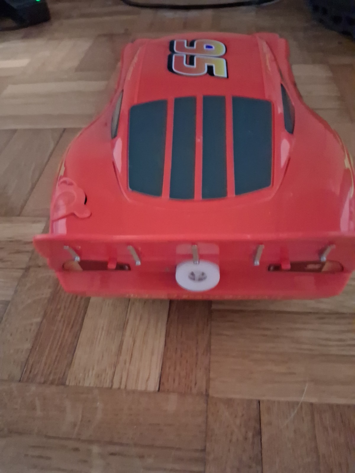 Lightning McQueen Bubble-Blowing Remote Control Car – 2.4GHZ