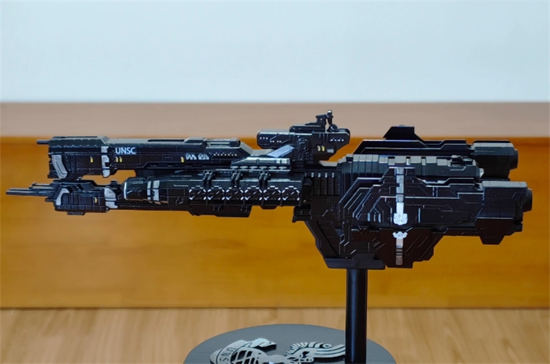 Halo Spacecraft Spaceship Model Battles Ship Resin Figure Painted collection Gif