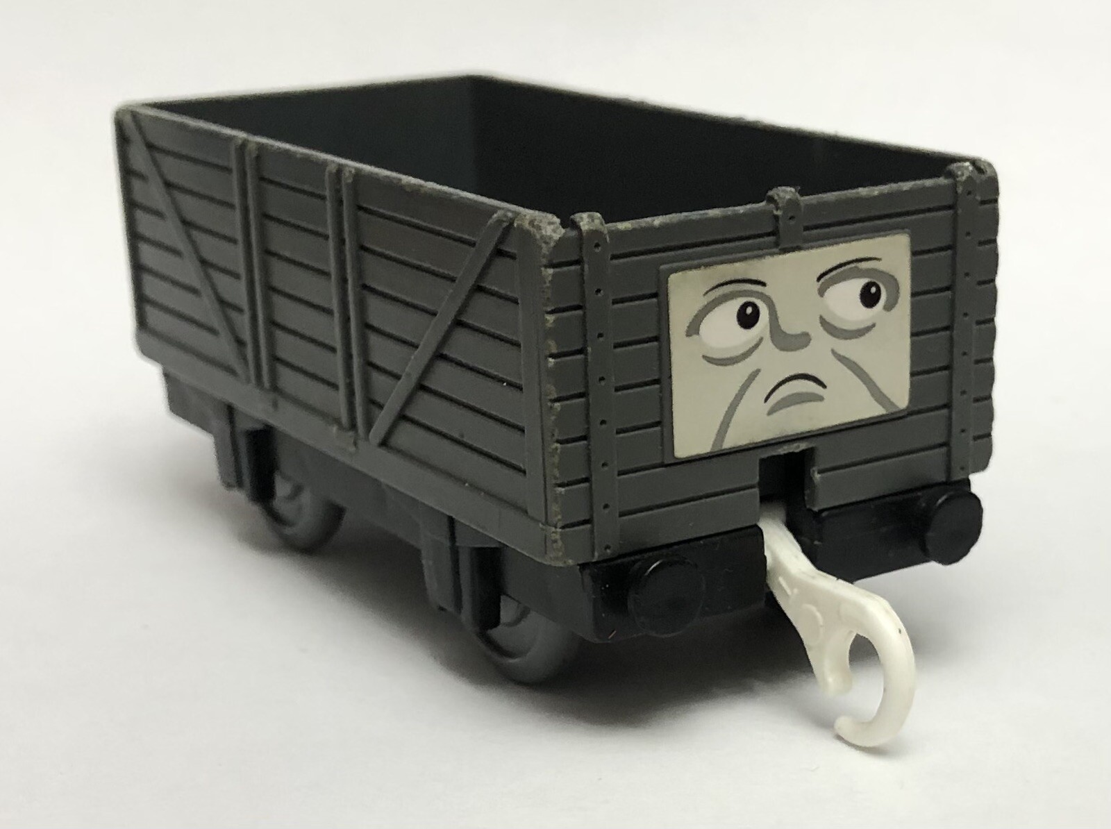 2002 Thomas Trackmaster Sad Face Troublesome Truck Train Tender Cargo Car