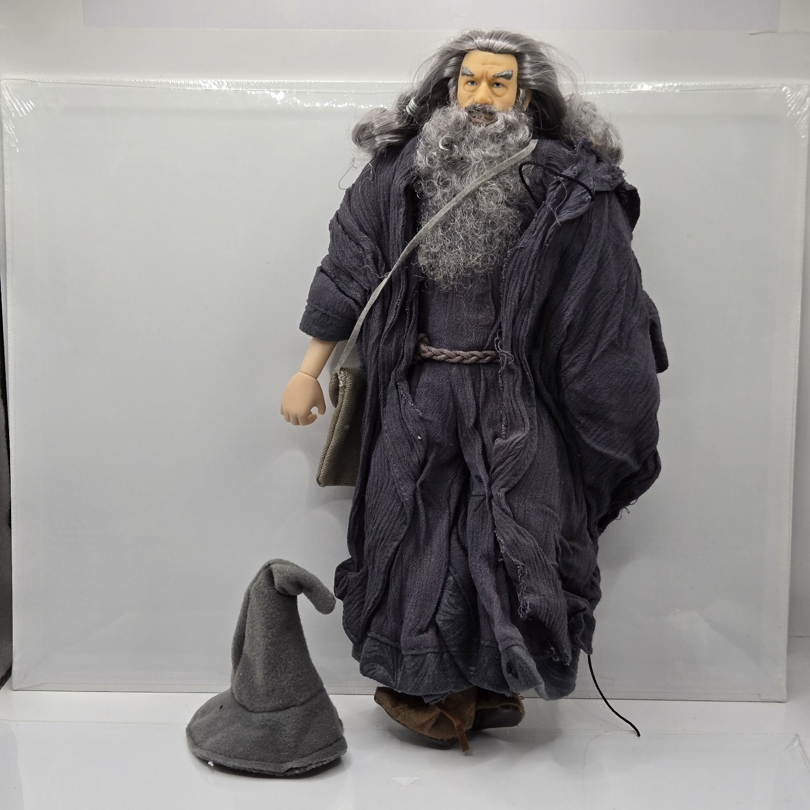 Gandalf Toybiz 2001 LOTR 12&Prime; Figure – LOOSE Rare Lors Of The Rings Collectible