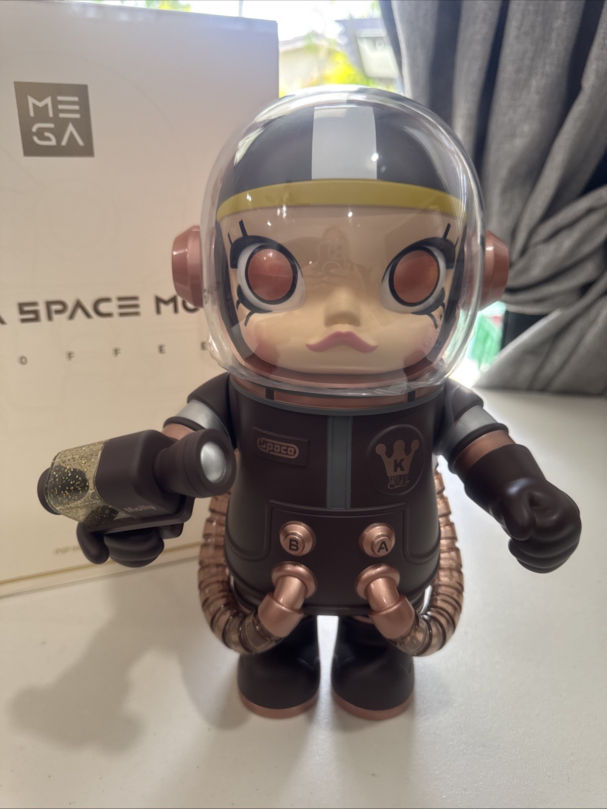 Authentic Pop Mart Mega Collection 400% Space Molly Toffee. US Seller