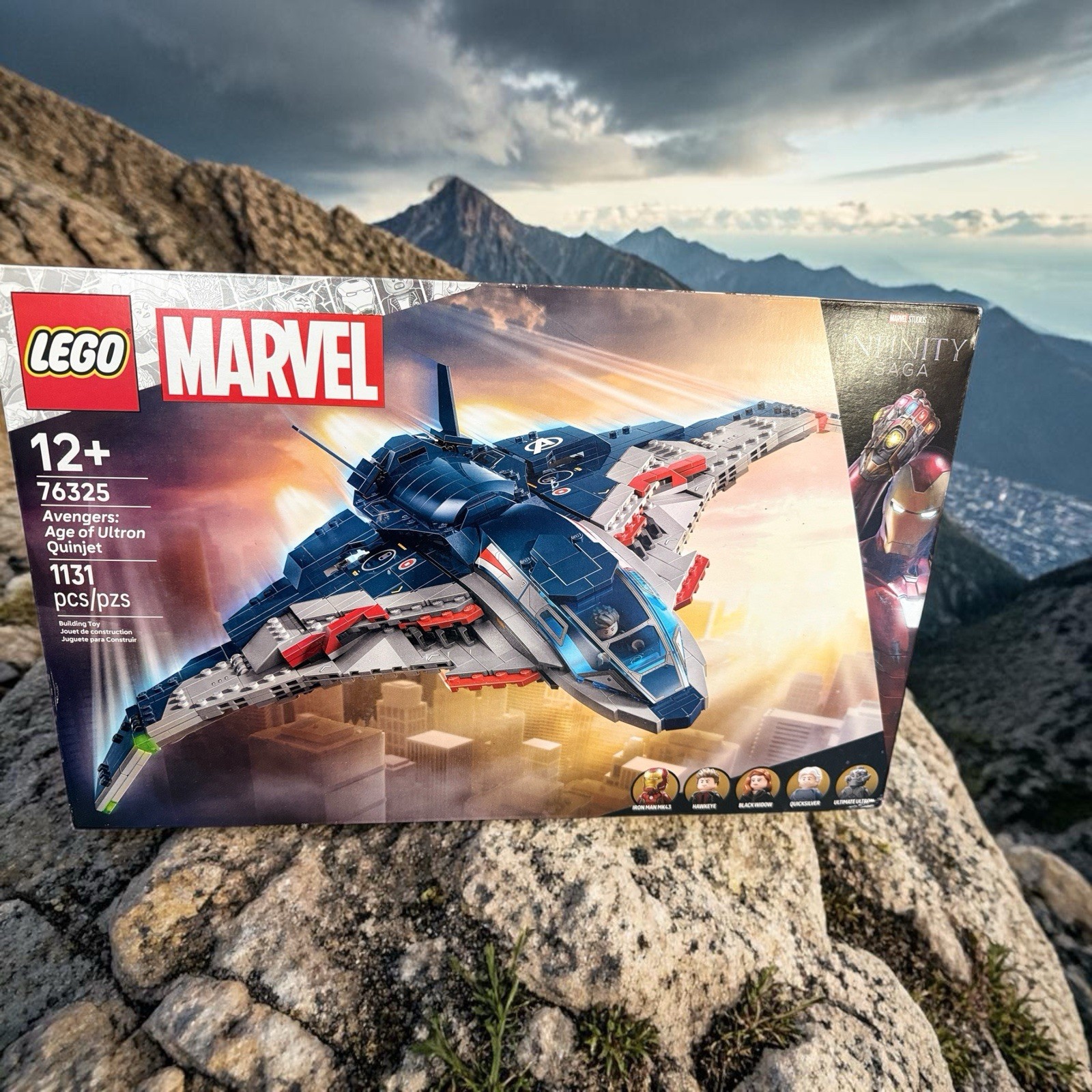 LEGO Marvel Avengers: Age of Ultron Quinjet Building Toy 76325. Authentic