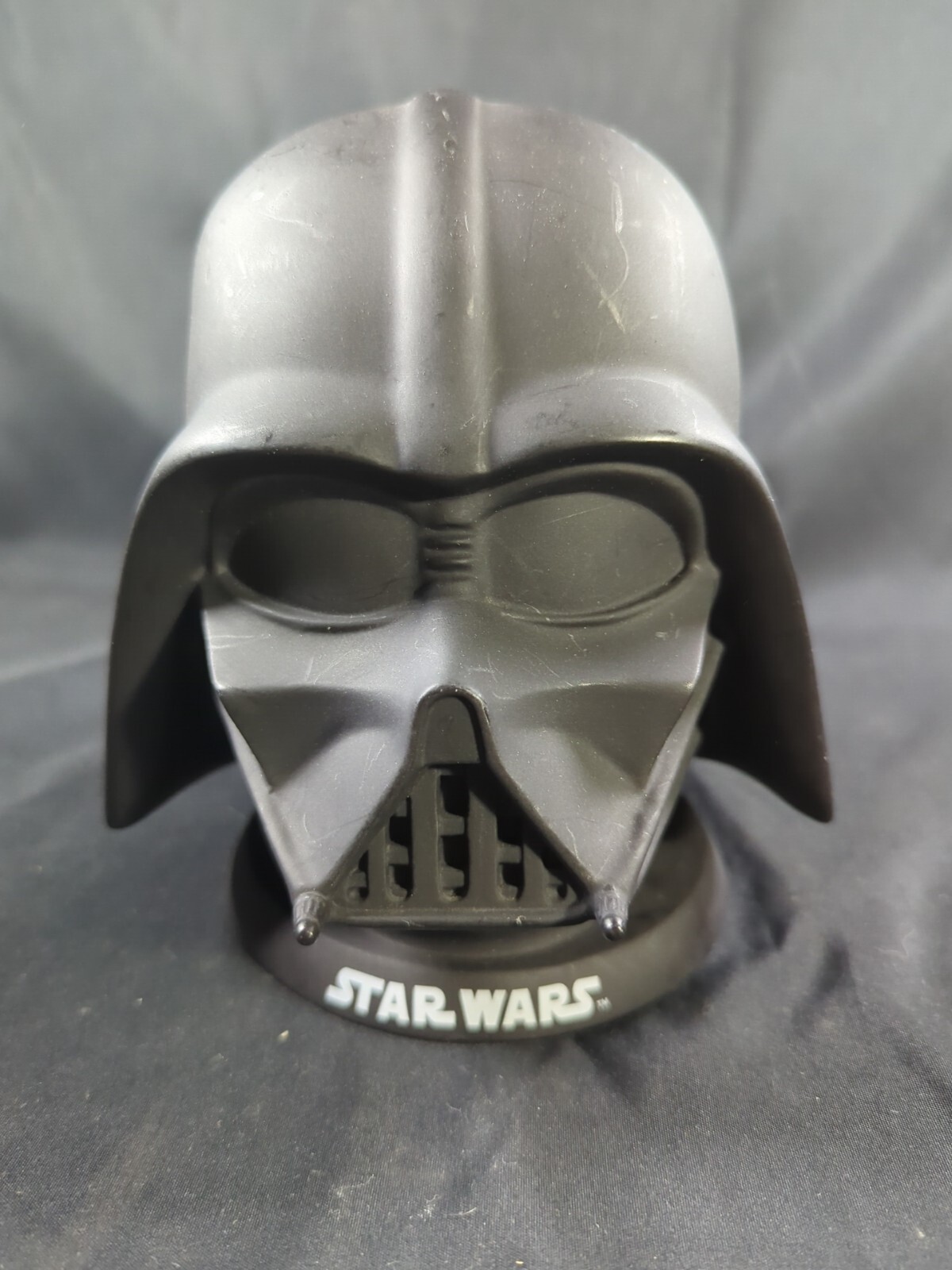 Star Wars Darth Vader fifth Sun Helmet Head Display Empty No T-shirts. 6.75&Prime; H