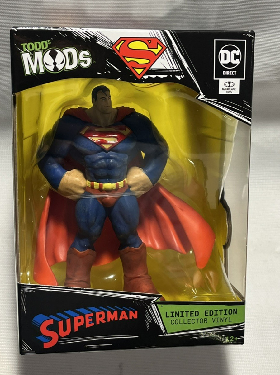 McFarlane * SUPERMAN * LIMITED EDITION COLLECTOR VINYL (TODD’S MODS) 4.5IN SCALE