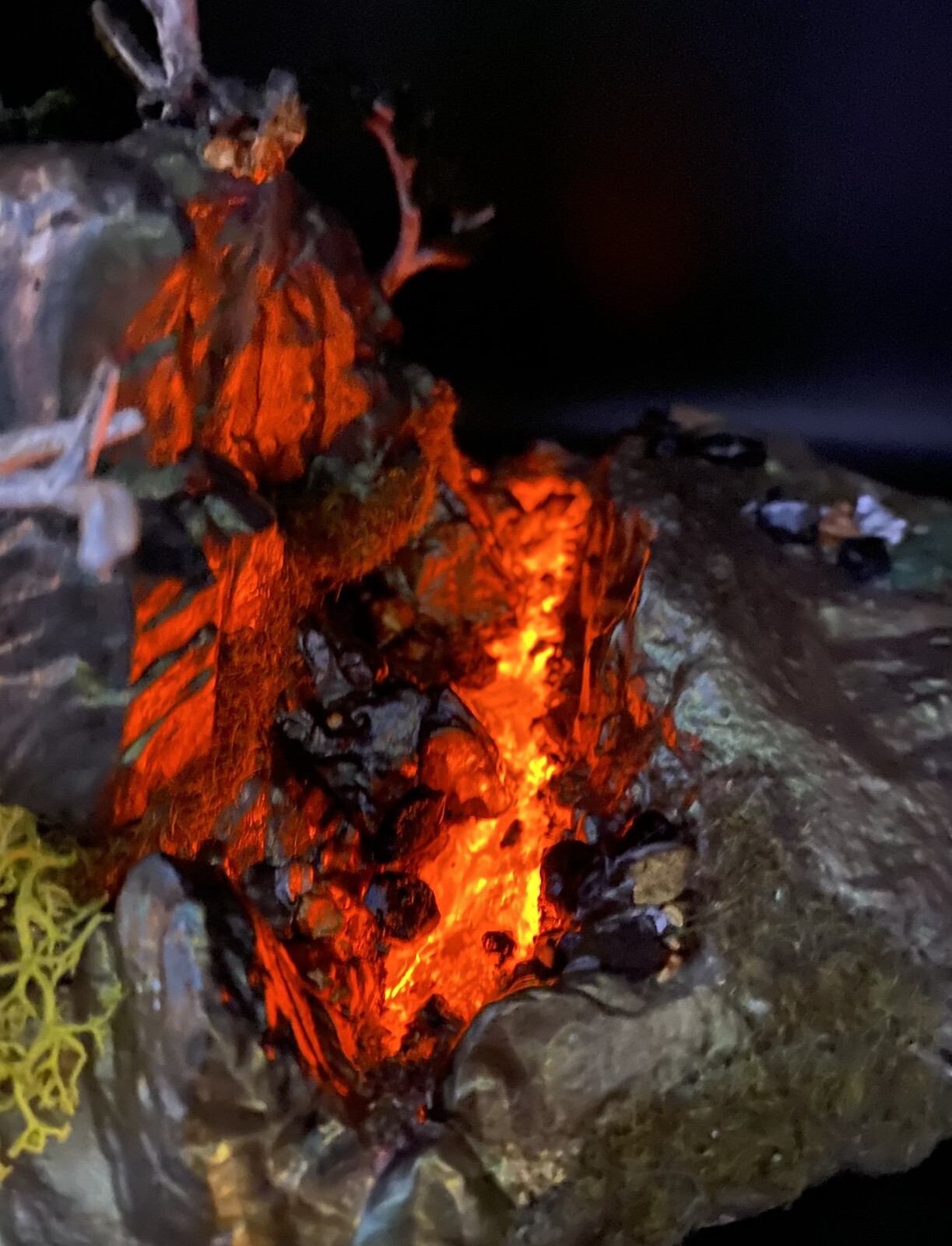Lava Light Up Action Figure Base Custom Designed 7&Prime;x 10&Prime; Diorama Tabletop Gaming