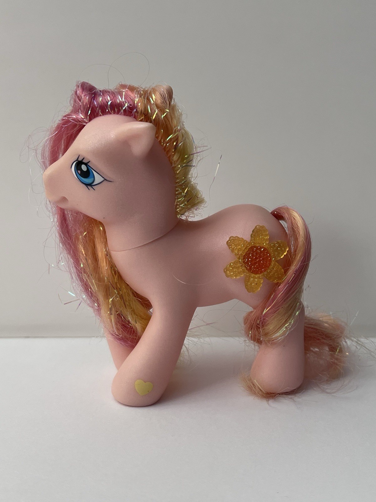 My Little Pony G3 Sunny Sparkles – 2003 Pink Body Glitter Tinsel Hair Sunflower