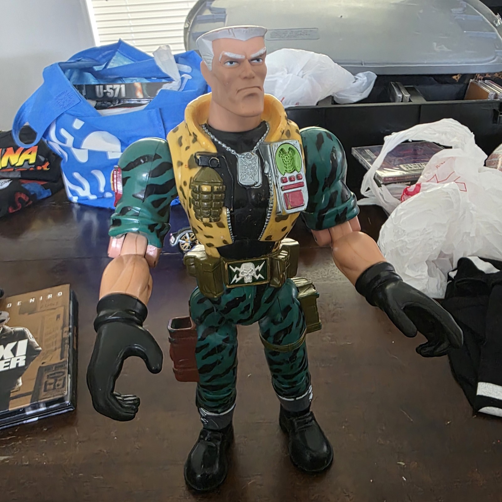 Vintage 1998 Small Soldiers Talking Major Chip Hazard 12&Prime; Action Figure