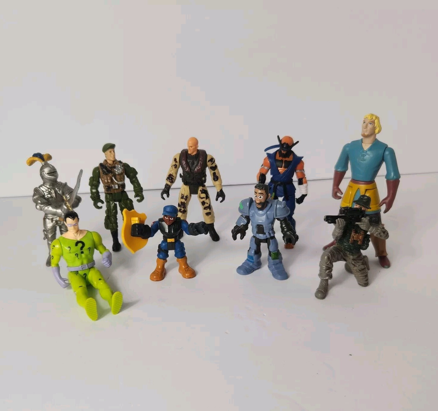 Mixed Random Lot Of 9 Action Figures Disney Military Dc Comics Pixar Copper Wasp