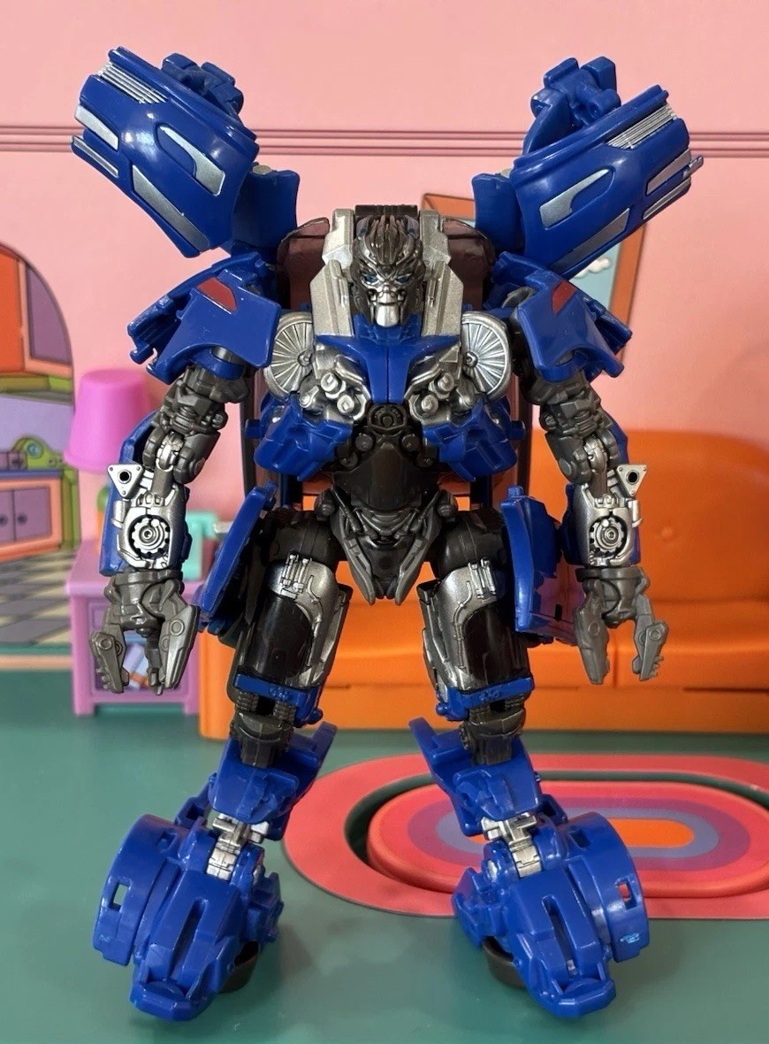 Transformers Studio Series 75 Revenge Of Fallen ROTF Deluxe Class Jolt COMPLETE