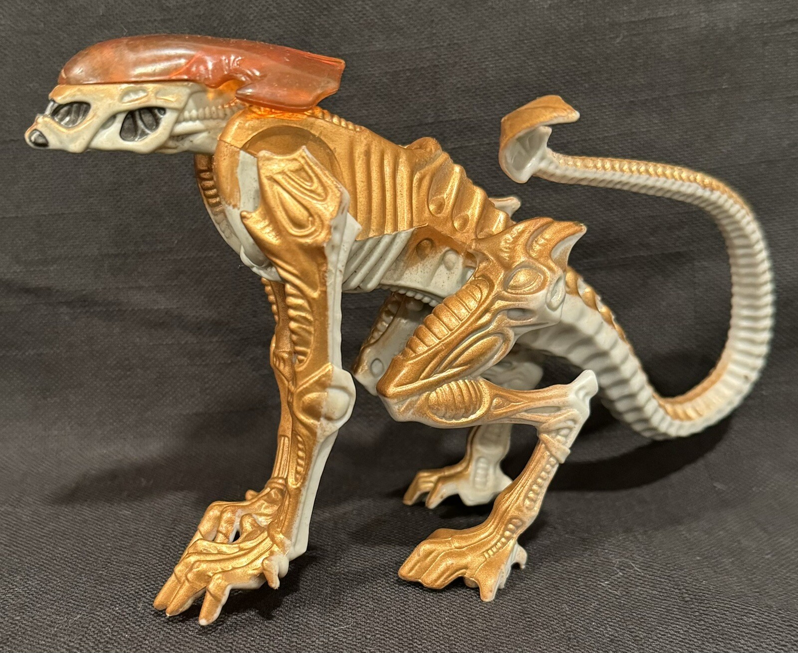 1993 Kenner Panther Alien Aliens 20th Century Fox Vintage Action Figure 6.5 in