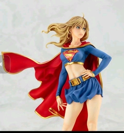 DC COMICS DC UNIVERSE Super Girl Returns 1/7 PVC Figure Kotobukiya