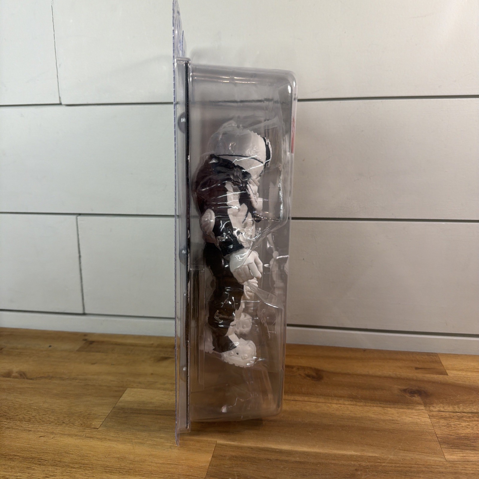 McFarlane DC Multiverse MR. FREEZE Page Punchers Gold Label 7&Prime; Figure Ships Fast