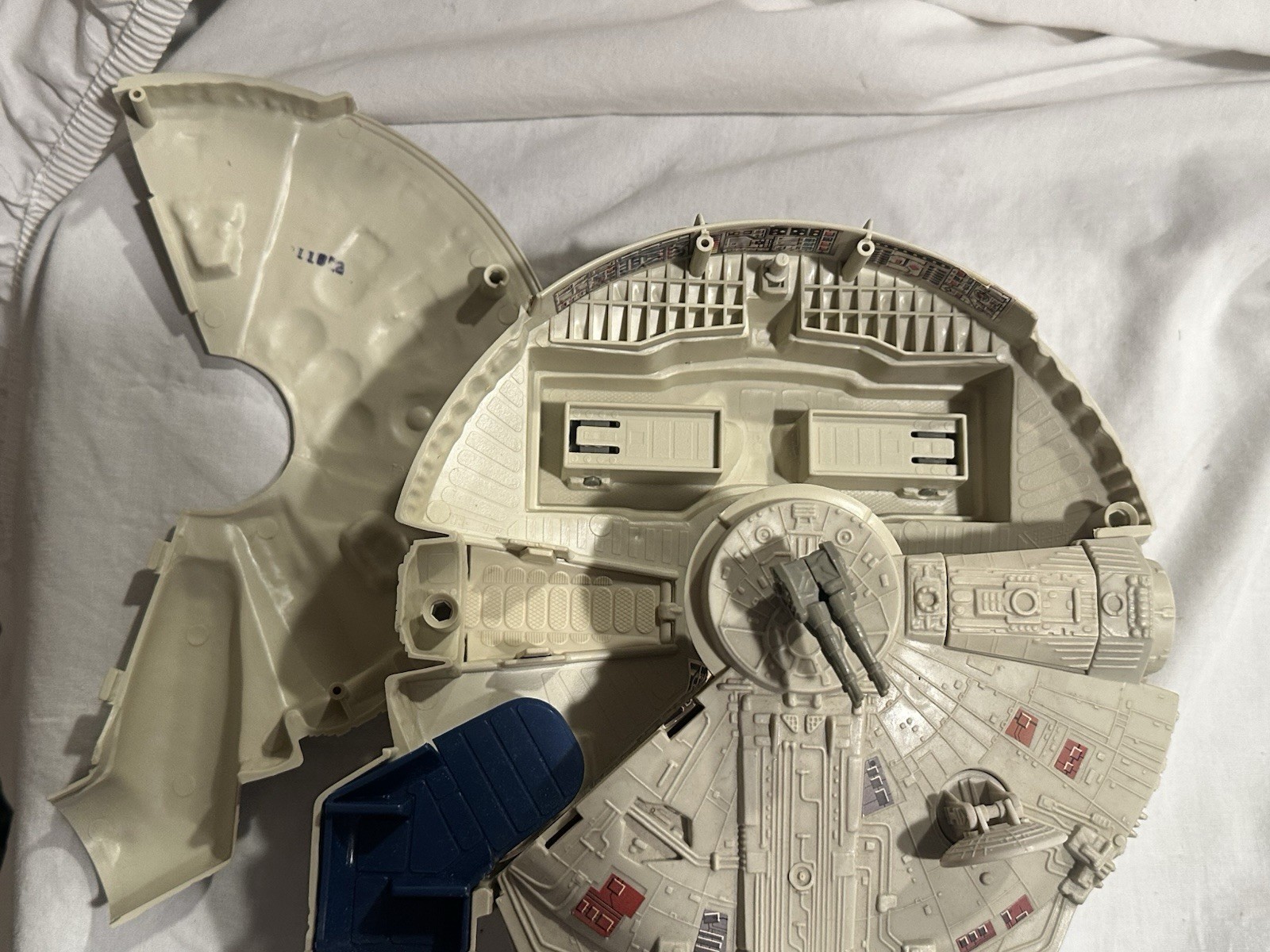 Vintage Star Wars 1982 Micro Collection Millennium Falcon Kenner Comp W Figures
