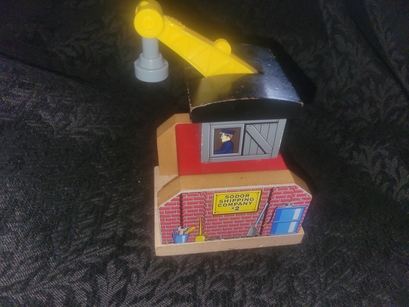 Thomas & Friends Wooden Railway Sodor Shipping Company #2 Magnetic Crane