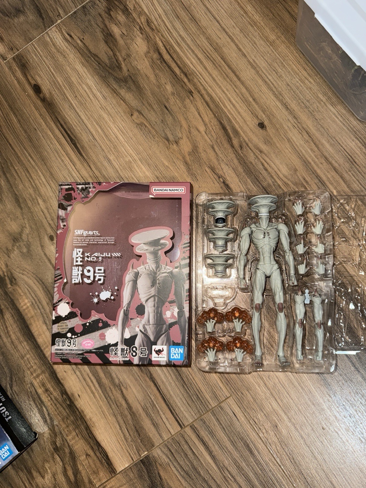 SH Figuarts Kaiju No 9 Kaiju No 8 Figure Soshiro Narumi Gen Isao Shinomiya Dbz