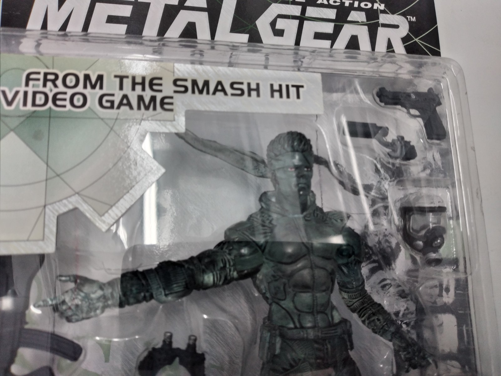 McFarlane Toys 1998 METAL GEAR SOLID SNAKE STEALTH CAMO CLEAR VARIANT Konami NIB