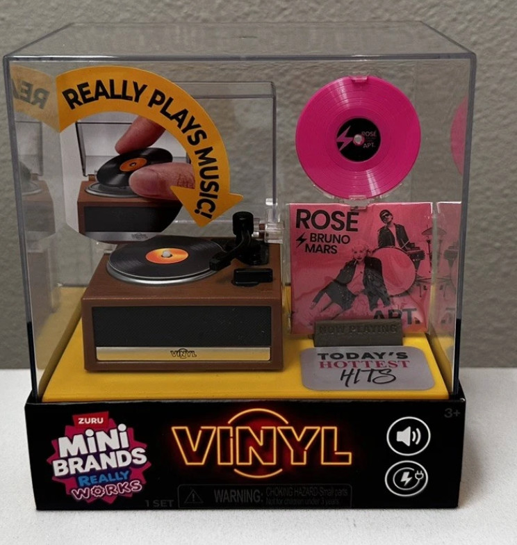 Mini Brands Really Works Vinyl Playset Series 1 by – Functional Mini Vinyl Re…