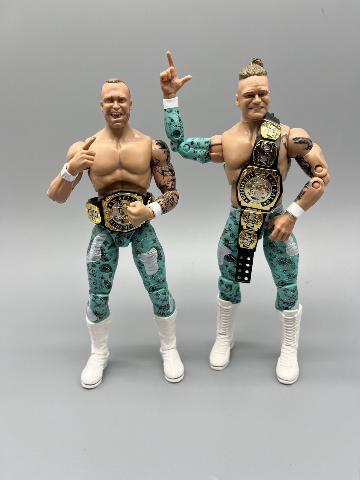 Open Loose Lot AEW Unmatched The Gunns Tag Team Colten & Austin Gunn with Belts