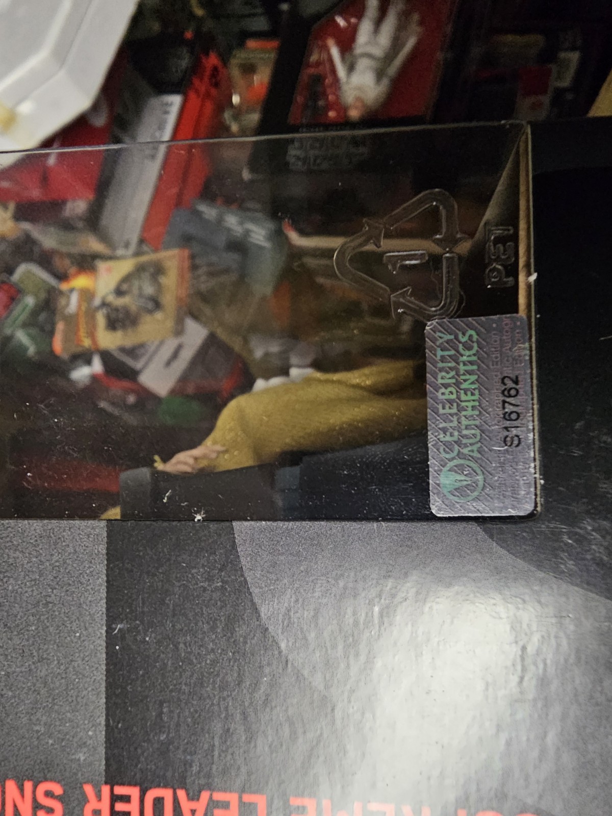 CELEBRITY AUTHENTICS ANDY SERKIS SIGNED SUPREME LEADER SNOKE ON THRONE HOLOGRAM