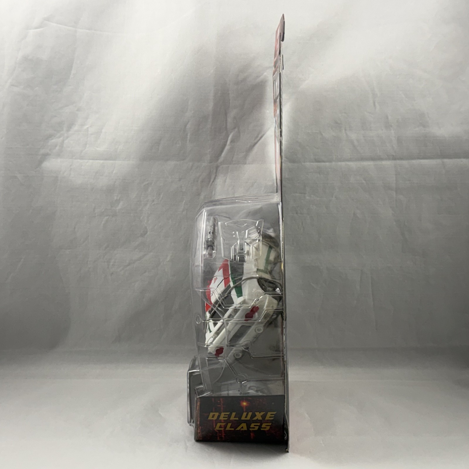 Transformers Generations Deluxe Class WHEELJACK New Sealed Classics