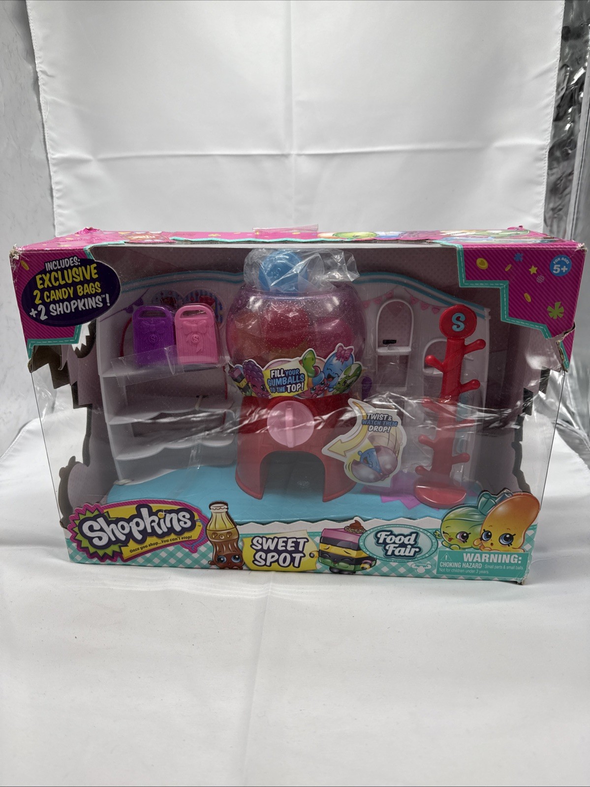 SHOPKINS FOOD FAIR- SWEET SPOT PLAYSET, SEASON 4