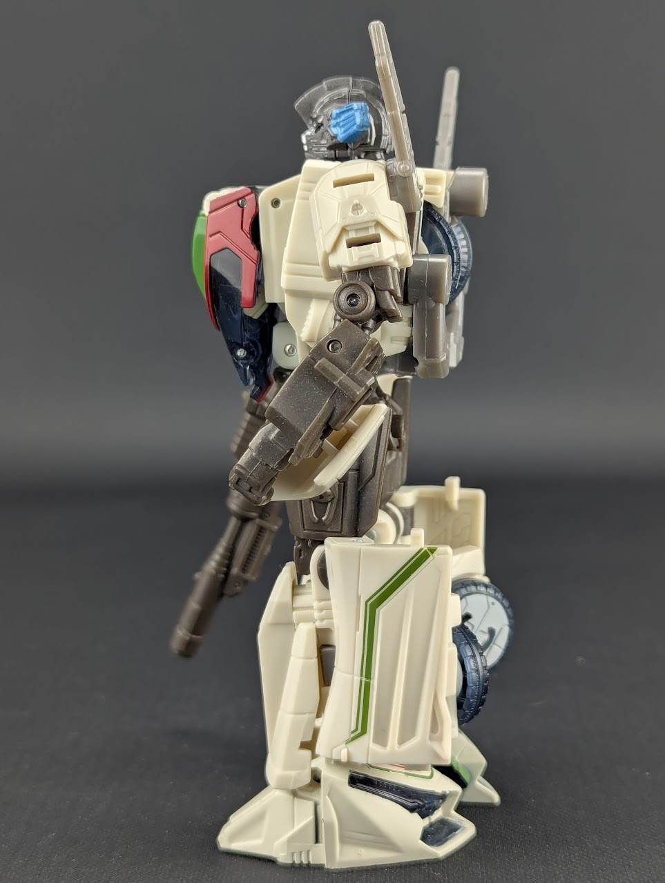 Transformers Studio Series Wheeljack complete Hasbro 81 Deluxe Bumblebee Movie