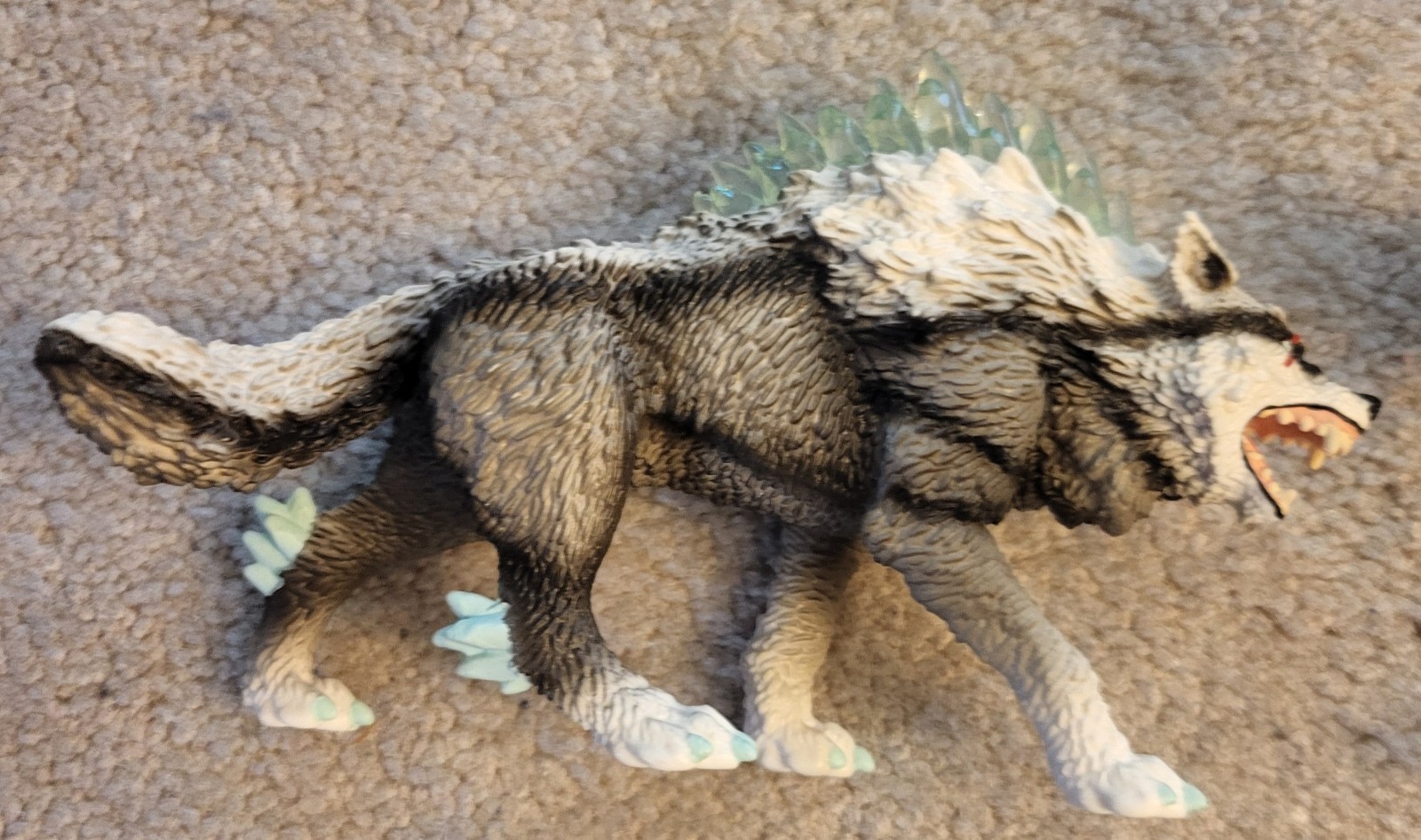 Schleich Eldrador Ice Snow Wolf Bear Griffin Rat Tiger Spider Figure Lot