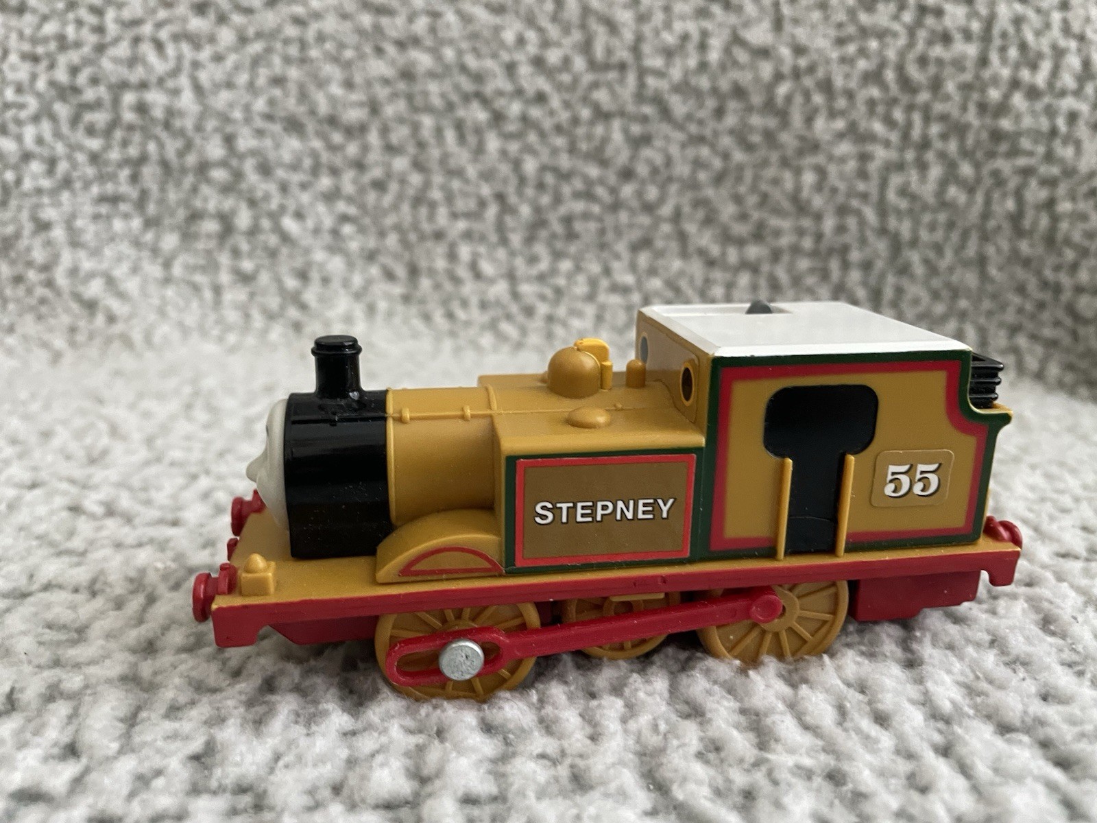 Thomas & Friends Trackmaster Motorized Stepney Engine Train 1999 Tomy Toy