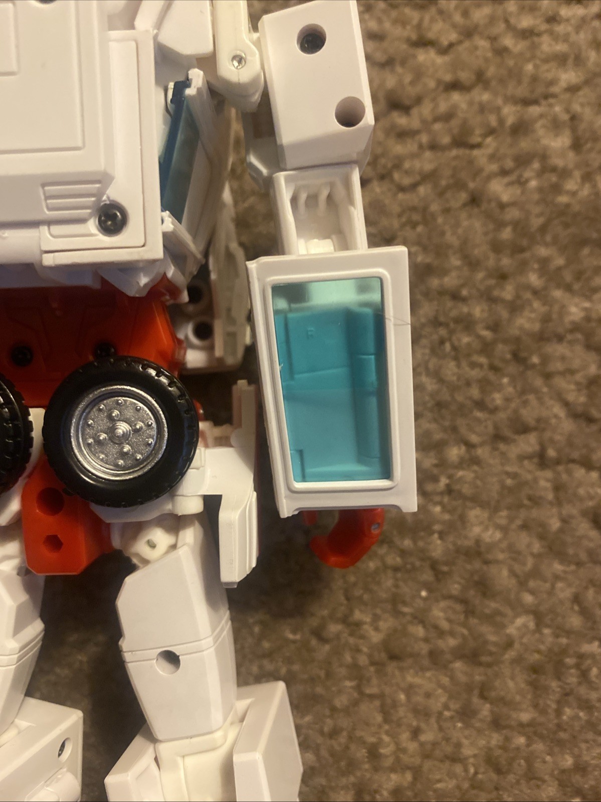 Transformers Masterpiece MP-30 Ratchet KO Version
