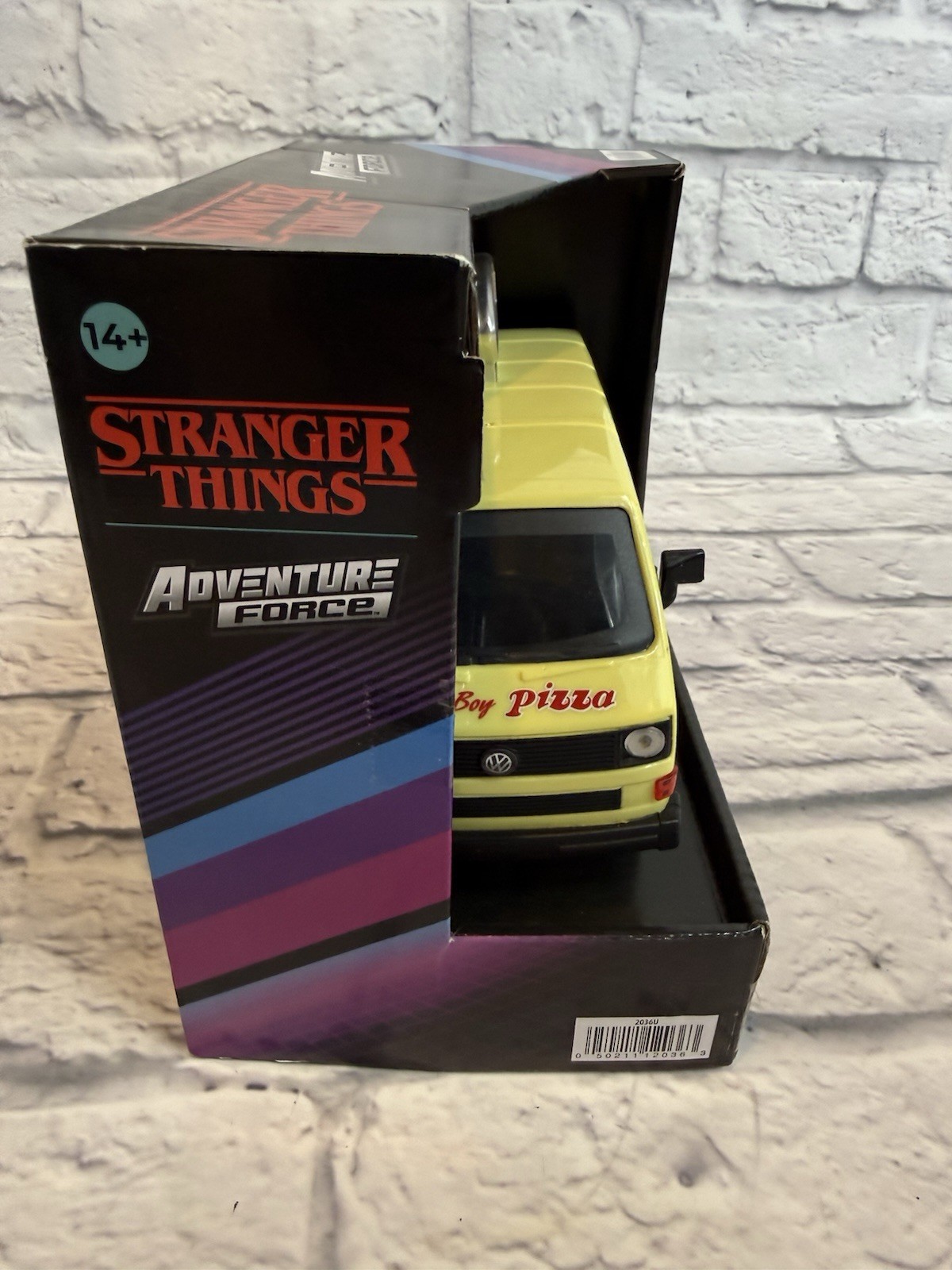 Stranger Things Adventure Force Surfer Boy Pizza RC Van 2.4 GHZ 14+ NEW IN BOX