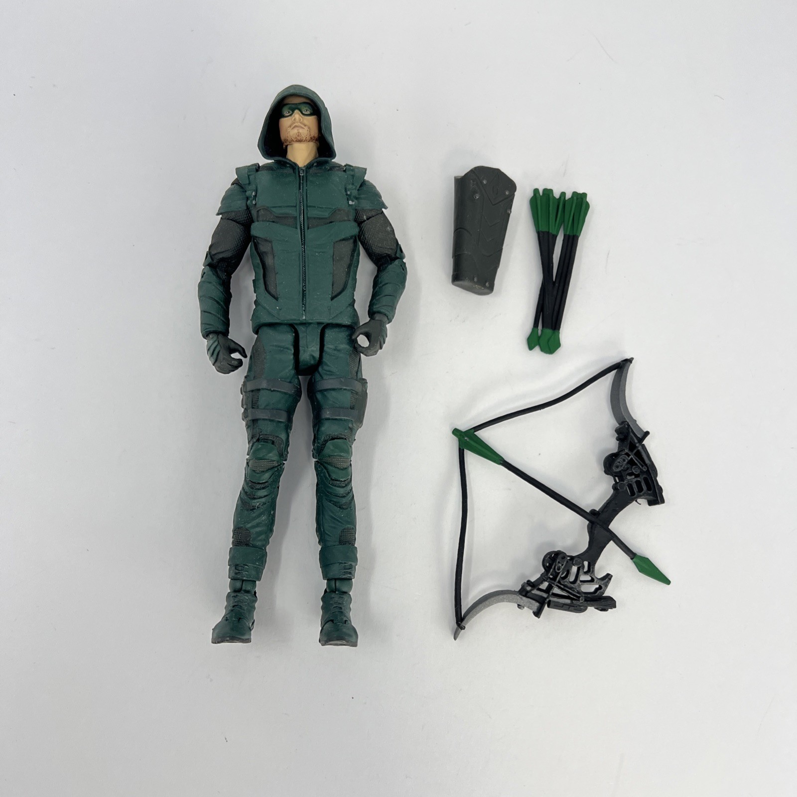 McFarlane DC Multiverse Green Arrow CW TV Series Action Figure w/ Accessories