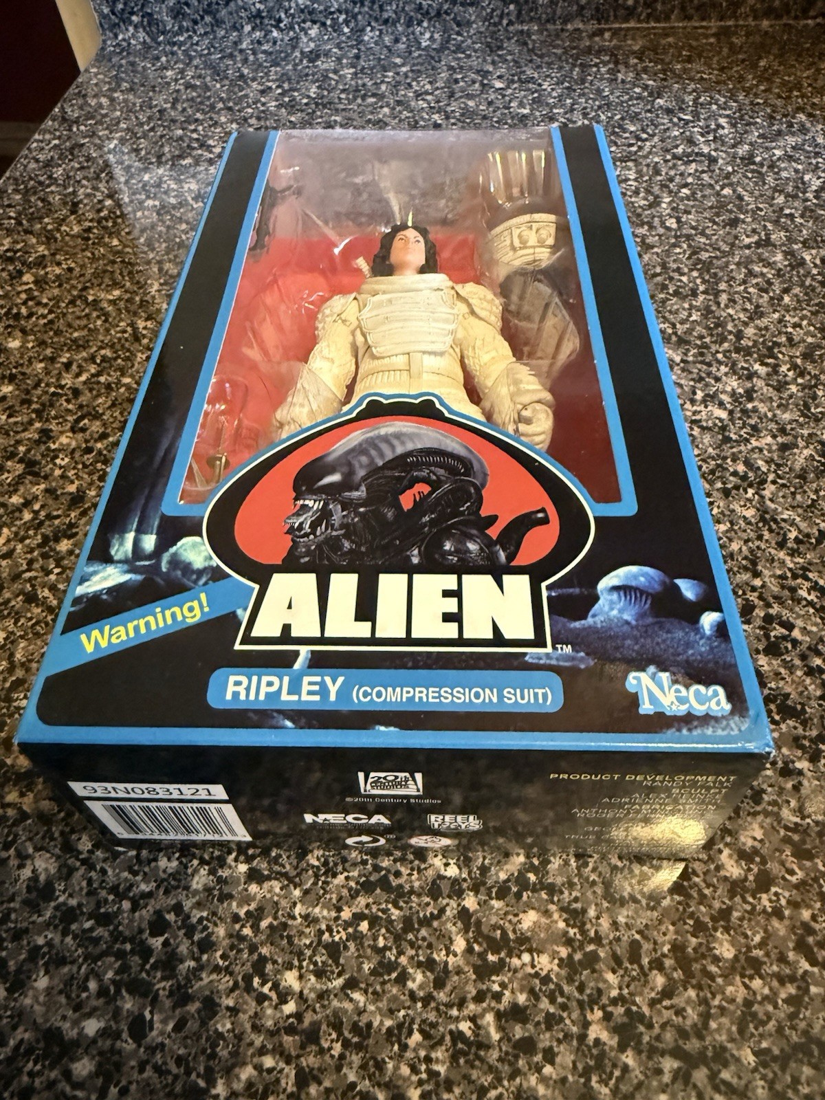 NECA Alien RIPLEY COMPRESSION SUIT Figure White 40th Anniversary 2015 Ships Fast