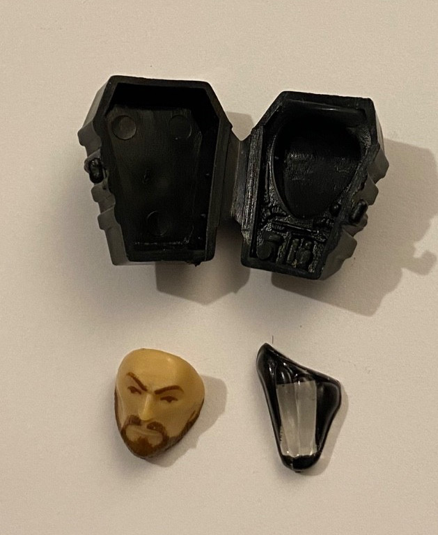 G.I. GI JOE ZARTAN WEAPONS PARTS LOT #2 mask knee pad leg armor FREE SHIP