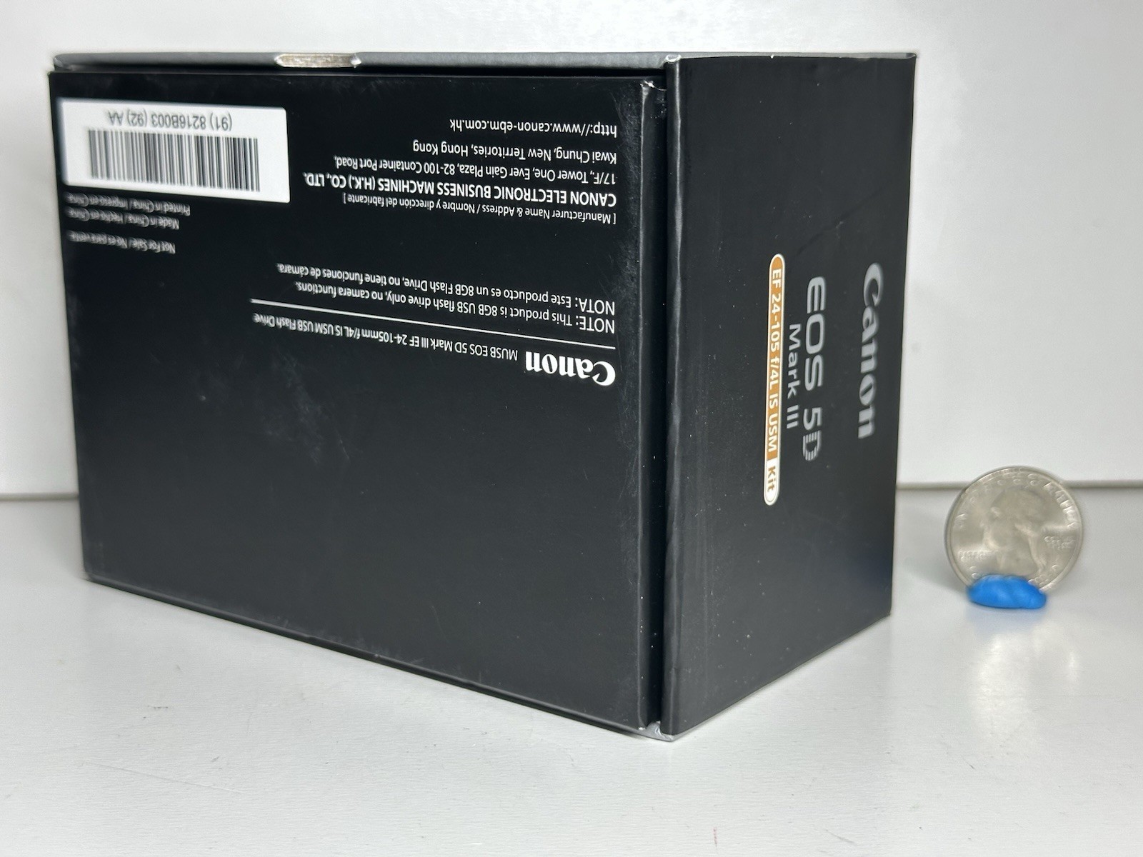 Canon Miniature Camera EOS 5D Mark III EF24-105mm F4L IS USM 8GB USB Flash Drive