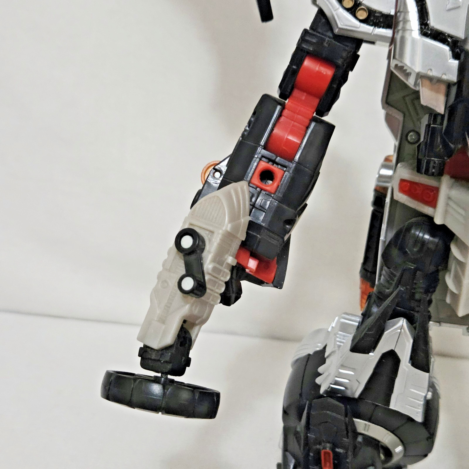 Transformers 2005 Cybertron Leader Class: Galvatron w/ key (read & see video)