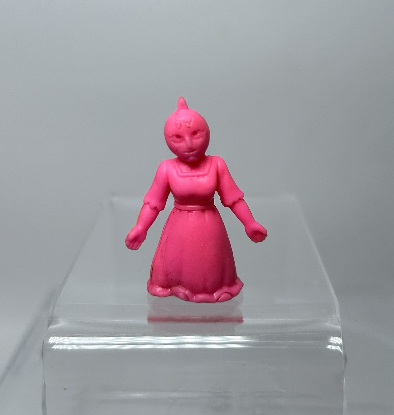 M.U.S.C.L.E Figure Kinnikuman #128 Queen Sayuri Kinkeshi- Bandai Japan